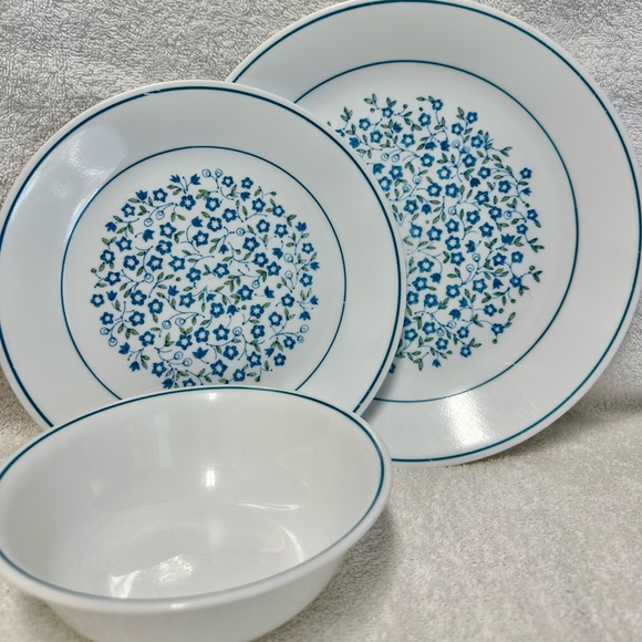 Vintage Corelle Blue Heather 3 pcs- Dinner plate-Salad Plate -Cereal bowl - Picture 5 of 6